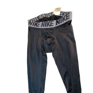 NEW‎ NIKE Pro Training Dri-FIT Leggings Compression Women's Black SIZE S NWT